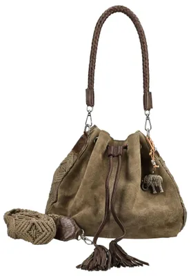 Produktbild von Ledertasche in Veloursoptik mit bohemian Flair, zusätzlichem Schulterriemen und dekorativen Anhängern