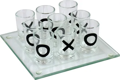 Produktbild von Trinkspiel Glas Tic Tac Toe mit 9 Gläsern
