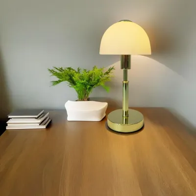 Produktbild von Glas-Tischleuchte MAIOLO Wohnzimmer-Nachttisch-Lampe