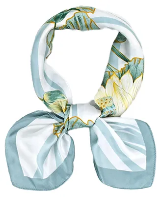 Productafbeelding van Elegant dameshoofddoek, 70 cm, met bloemenprint