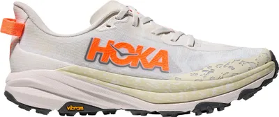 Produktbild von Hoka M Speedgoat 6 - white / neon tangerine, Größe:8.5