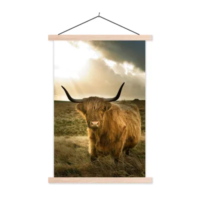 Produktbild von MuchoWow® Textilposter Schottischer Hochländer - Sonne - Tiere 120x180 cm mit holzfarbenen Rahmen - Textil-Plakat