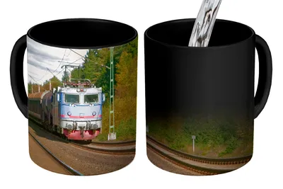 Obrázok produktu pre KitchenYeah® Magický hrnček Magický hrnček Magic Vlak na železničnej trati 350 ml hrnček na zmenu farby nápad na darček - Magický hrnček - fotohrnček - keramické hrnčeky - obrázky - šálka na kávu - nápoj