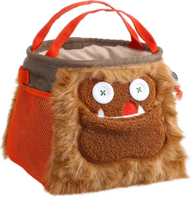 Boulder Bag von 8b+; braun mit orangefarbenen Griffen; tierisch gestalteter Außenbereich; geeignet für Kletterbedarf.