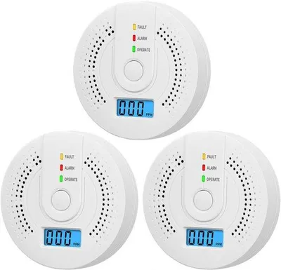Immagine prodotto di Rilevatori di monossido di carbonio con display - 3 pezzi - Senza fili - Indicatore LED - Funzione di allarme - Pulsante di prova - Alimentazione a batteria - Ideali per casa, ristorante, hotel, ufficio - Bianco