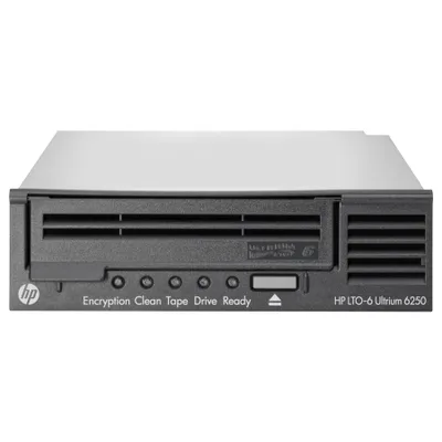 Produktbild von HP StoreEver LTO-6 Ultrium 6250 Internal Tape Drive with (5) LTO-6 Media/TV, 6250 GB, 1.45 Gbit/Sek, 512 MB, 242.1 x 137.9 x 290.1 mm, 2.49 kg, 5,25 Zoll, halbe Bauhöhe