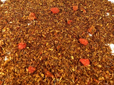 Produktbild von Erdbeere Rooibos Tee Naturideen® 100g