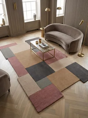 Draufsicht eines modernen Wollteppichs mit bunten geometrischen Rechtecken und asymmetrischem Rand_#sku_BARK503119368346-BARK503119368347-BARK503119369191#