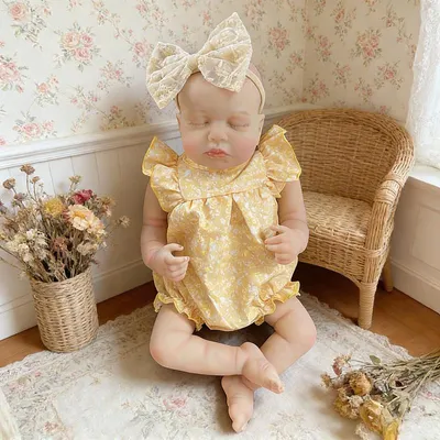 Produktbild von 48 Cm Große, Niedliche Mädchenpuppe Mit Gemaltem Haar (Baumwollkörper Oder Vollvinylkörper)