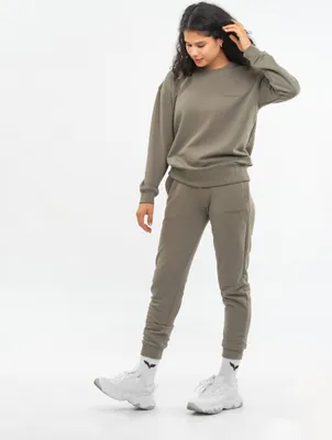 Produktbild von Tom Barron Freizeitanzug WOMEN OVERSIZE FIT SWEATSHIRT AND PANTS SETS
