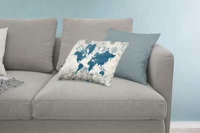 Produktbild von MuchoWow® Zierkissen Sofakissen Wohnzimmer Dekokissen 60x40 cm Weltkarte - Blau - Blumen - Kopfkissen - Polster mit Foto