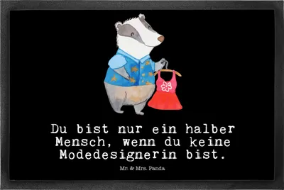 Produktbild von Mr. & Mrs. Panda fußmatte Modedesignerin Herz 50 x 75 cm - Schwarz - Geschenk, Fashion Designerin, Bodenvorleger, Witzig, Spruch, Sauberlaufmatte, Schmutzfangmatte