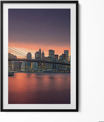 Produktbild von New Yorker East River– Wandbild mit Rahmen – Gerahmtes Bild  – Wanddekoration – 70x100 cm –  Schwarz Rahmen