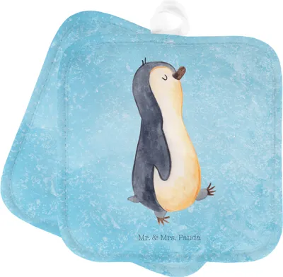 Produktbild von Mr. & Mrs. Panda Topflappen Pinguin marschieren - Eisblau - Geschenk, Familie, Bruder, Set, Doppel, Pinguine, Topfuntersetzer, Stolz, Kochlappen, topfhalter