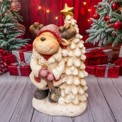 Zdjęcie produktu dla Figurka dekoracyjna renifer 49 cm z choinką Solis Decor