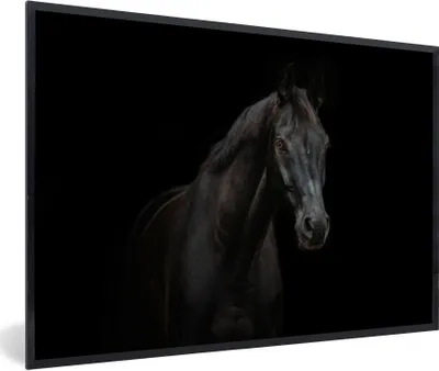 Produktbild von MuchoWow® Gerahmtes Poster Pferd - Nutztier - Schwarz 90x60 cm - Poster mit Schwarzem Bilderrahmen Wandposter Rahmen Foto Bilder - Fotorahmen - Foto-Plakat