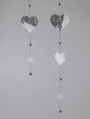 Produktbild von 2er Set Dekohänger Herz mit Blume silber L. 55 + 90cm aus Edelstahl Formano