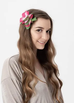 Produktbild von Rosa Hawaii-Blumen-Haarspange für Damen
