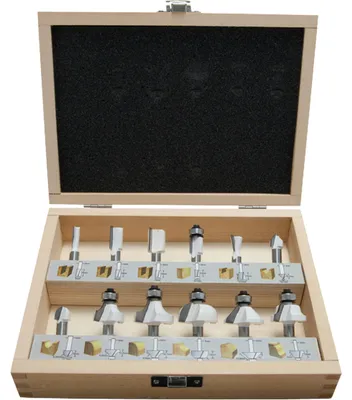 Image de Coffret de 12 fraises à bois MAKITA D-53556 pour défonceuse (queue 8mm)