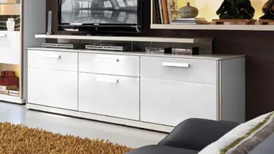 Produktbild von TV-Board LIGHT LINE 4 mit Aufsatz in weiß matt lackiert