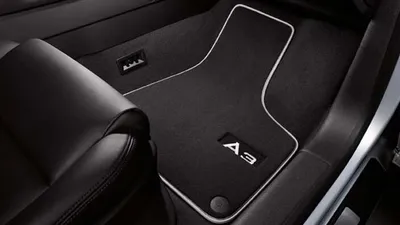 Zdjęcie produktu dla 2x Oryginalne welurowe dywaniki tekstylne Audi premium FRONT do Audi A3 8P