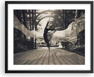 Produktbild von Gerahmtes Poster - Schwarzer Rahmen - Ballerina Tanz Luft - 50x40 cm - Wand Bild - Wanddeko - Wandbilder - Kunstposter - Wandposter - Bilderrahmen - Bilder - Kunstdruck - P2BAA50x40-4945