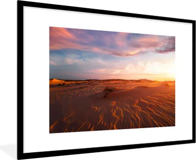 Produktbild von MuchoWow® Gerahmtes Poster Sand - Landschaft - Himmel - Wüste 90x60 cm - Poster mit Schwarzem Bilderrahmen Wandposter Rahmen Foto Bilder - Wanddekoration - Fotos