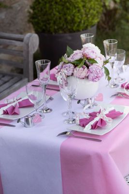 günstig kaufen online Tischläufer rosa