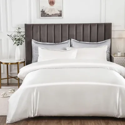 Produktbild von Bettwäsche-Set Satin 200x220 cm Weiß 2 Kissenbezüge 80x80 cm Kühlend Reißverschluss