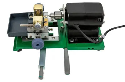 Immagine prodotto di Trapano per perle - Utensile per gioielleria - 220 V - 500–15000 giri/min - Velocità variabile - Per perle rotonde Ø 0,41–3,56 cm - Verde