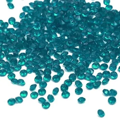 Zdjęcie produktu dla Kryształki diamentowe akrylowe 4 mm do dekoracji wesela 4000 szt.