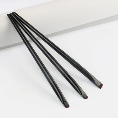 Make-Up-Pinsel, Hauptbild