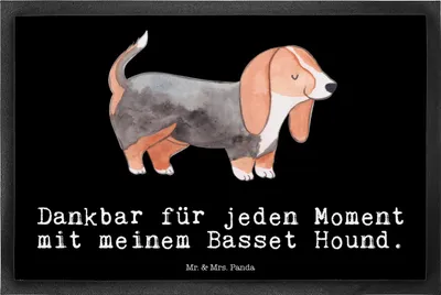 Produktbild von Mr. & Mrs. Panda abstreifer Basset Hound Moment 40 x 60 cm - Schwarz - Geschenk, fußmatte, Sauberlaufmatte, Haustürmatte, Fußabtreter, Fussmatte, Schmutzfangmatte