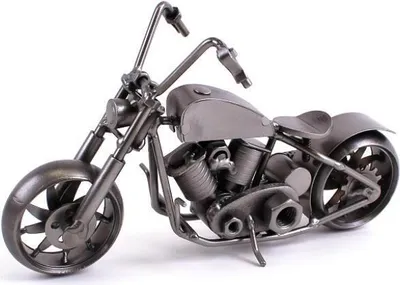 Obrázek produktu pro Kovová figurka motorkáře na bobberu – ručně vyrobená