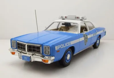 Produktbild von Greenlight Collectibles 19132 Dodge Monaco NYPD New York Police 1978 blau weiß 1:18