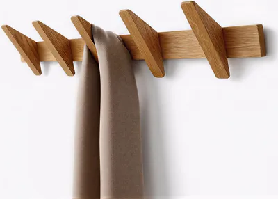 Image de Portemanteau en chêne massif – Portemanteau en bois à 5 crochets – Portemanteau moderne avec crochets pour le couloir – Portemanteau mural en bois pour manteaux, portemanteaux et panneaux de rangement