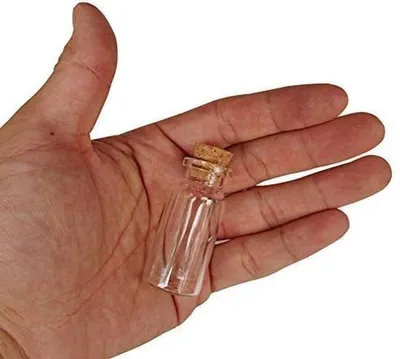 Zdjęcie produktu dla Zestaw 20 małych szklanych butelek z korkiem (10 ml)
