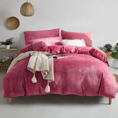 Produktbild von Winter Plüsch Bettwäsche Set 155x220cm Rot 2 Kissenbezüge 80x80cm mit Reißverschluss