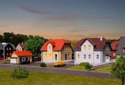 Produktbild von Kibri 36827 - Z Siedlungshaus Ruhrstraße, 2 Stück undein Nebengebäude - Neu
