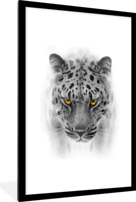Produktbild von MuchoWow® Gerahmtes Poster Leopard - Schwarz - Weiß - Tier 60x90 cm - Poster mit Schwarzem Bilderrahmen Wandposter Rahmen Foto Bilder - Dekoration - Wandposter Wohnzimmer - Hochwertig