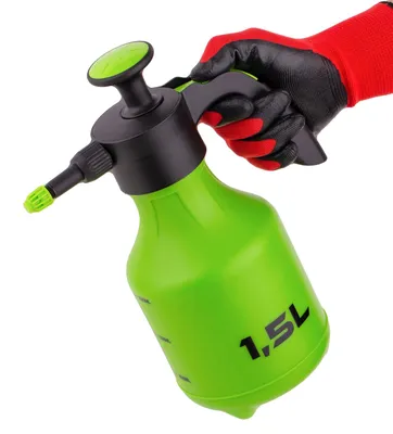 Productafbeelding van Plantensproeier - Drukspuit - 1,5 liter - Verstelbare sproeikop - Met trekkervergrendeling
