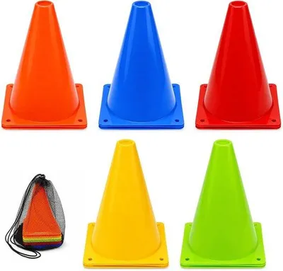 Productafbeelding van Trainingskegel - Multicolor - 15 Stuks - Voor Veldmarkering en Training - Voor Voetbal, Basketbal en Atletiek