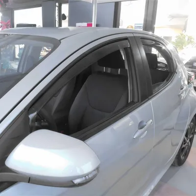 Produktbild von Windabweiser Regenabweiser für Toyota Yaris 2020-2025 Dunkel Acryl 4tlg