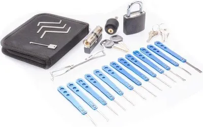 Produktbild von Famanu Lock Picking Set für Anfänger und Profis - Inklusive Übungsschlösser und vollständigem Werkzeug