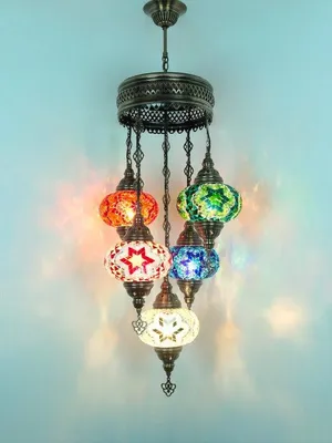 Image de Suspension turque à 5 lumières en verre mosaïque multicolore – Plafonnier oriental avec 5 boules en verre