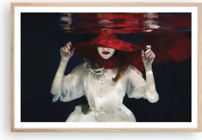 Produktbild von Gerahmtes Poster - Rahmen in heller Eiche - Mädchen Rot Hut - 91,5x61 cm - Wand Bild - Wanddeko - Wandbilder - Kunstposter - Wandposter - Bilderrahmen - Bilder - Kunstdruck - Wandbild P2NAA91x61-4305