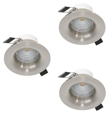 Zdjęcie produktu dla Zestaw 3 reflektorów sufitowych EGLO Saliceto, możliwość regulacji natężenia światła, okrągłe oprawy sufitowe wykonane z aluminium w kolorze srebrnym, barwa światła: ciepła biel, średnica: 8,8 cm