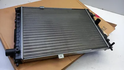 Imagen del producto de Radiador de agua original para OPEL Ascona-C, número de pieza: 90128774