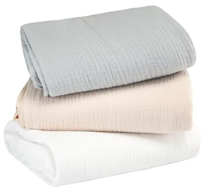 Imagen del producto de Conjunto de tres piezas Tuch Jeanne – Pijama – Multicolor | de SEVIRA KIDS
