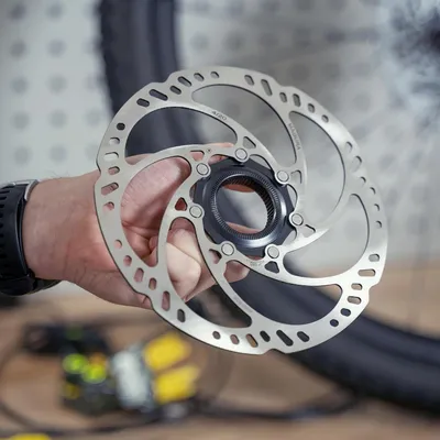 Produktbild von Magura Bremsscheibe MDR-C CL, Center Lock mit Lockring für Schnellspannachse  Ø 203mm "Internal"
